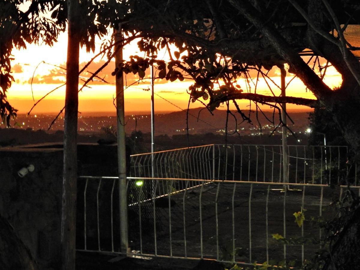 Viewpoint Lodge & Safari Tours Hazyview Esterno foto